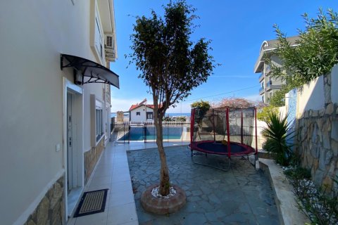 Продажа виллы  в Аланье, Анталье, Турция 3+1, 192м2, №216664 – фото 2