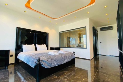 Продажа виллы  в Каргыджаке, Аланье, Анталье, Турция 4+1, 300.0м2, №213284 – фото 2