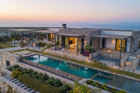 6+2 Villa in Bodrum, Mugla, Türkei Nr. 227329