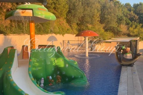 4+1 Villa in Bodrum, Mugla, Türkei Nr. 227328 - 22