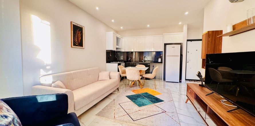 1+1 Apartment  in Alanya, Antalya, Turkey No. 216687