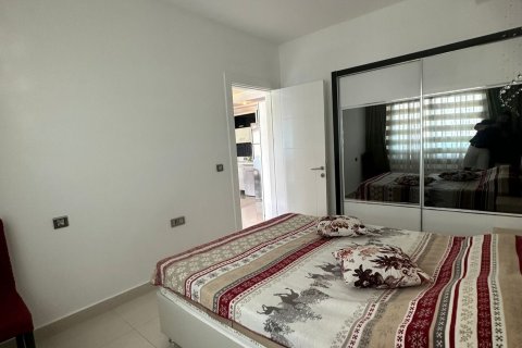 Аренда квартиры  в Аланье, Анталье, Турция 1+1, 70м2, №216685 – фото 2