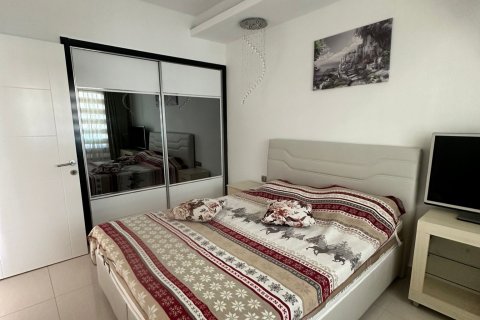 Аренда квартиры  в Аланье, Анталье, Турция 1+1, 70м2, №216685 – фото 8