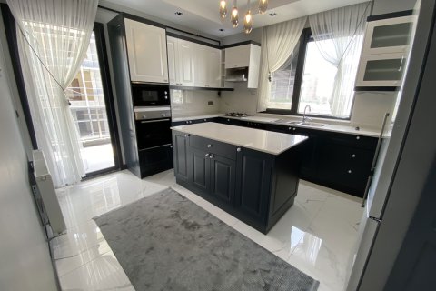 Продажа квартиры  в Стамбуле, Турция 7+2, 380м2, №218392 – фото 3