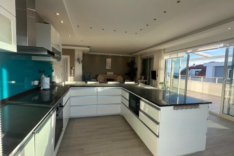 Apartment for sale  in Avsallar, Antalya, Turkey, 3 bedrooms, 240m2, No. 218675 – photo 8