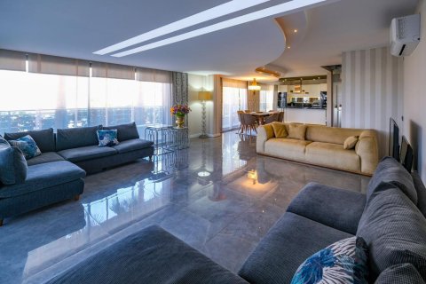 3+1 Apartment  in Alanya, Antalya, Turkey No. 219429