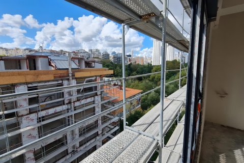 2+1 Wohnung  in Besiktas, Istanbul, Türkei Nr. 212118 - 4