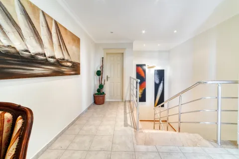 Продажа квартиры  в Аланье, Анталье, Турция 3+1, 306м2, №223746 – фото 17