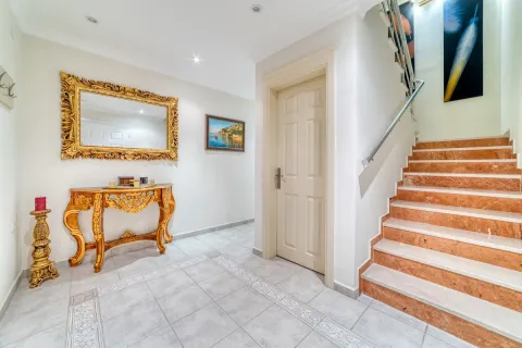 Продажа квартиры  в Аланье, Анталье, Турция 3+1, 306м2, №223746 – фото 30