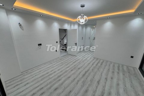 Продажа виллы  в Мерсине, Турция 3+1, 175м2, №219714 – фото 16