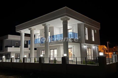 Продажа виллы  в Мерсине, Турция 3+1, 175м2, №219714 – фото 2