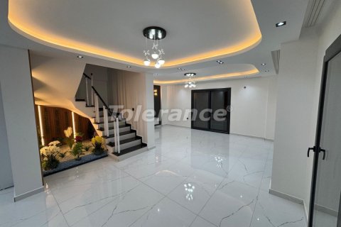 Продажа виллы  в Мерсине, Турция 3+1, 175м2, №219714 – фото 10