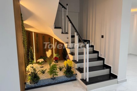 Продажа виллы  в Мерсине, Турция 3+1, 175м2, №219714 – фото 13