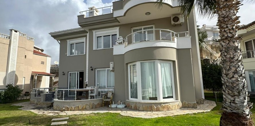 Villa 4+1 Alanya, Antalya, Türkiye №219721