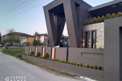 4+1 Villa in Yalova, Türkei Nr. 233350 - 3