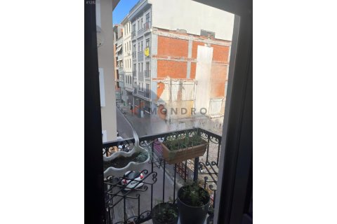 Продажа квартиры  в Бешикташе, Стамбуле, Турция 3+1, 85м2, №215892 – фото 18