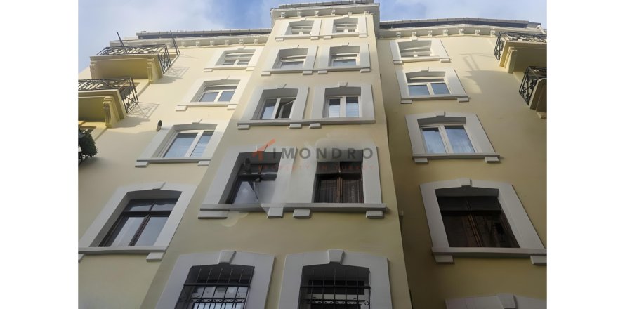 Daire  2+1  Beyoğlu, İstanbul, Türkiye №217263