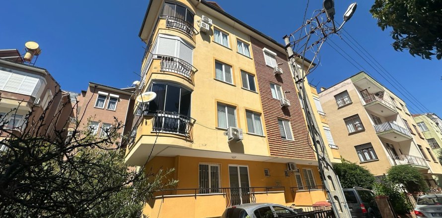 2+1 Apartment  in Alanya, Antalya, Turkey No. 215610