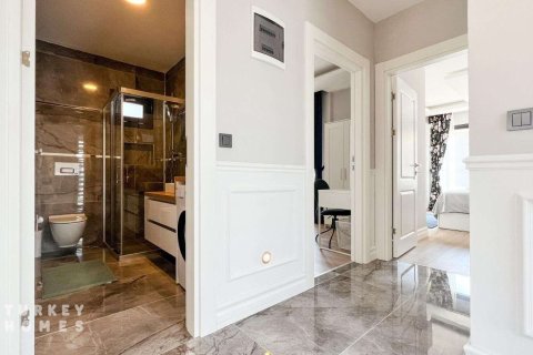 3+1 Villa i Kusadasi, Aydin, Tyrkia Nr. 233212 - 9