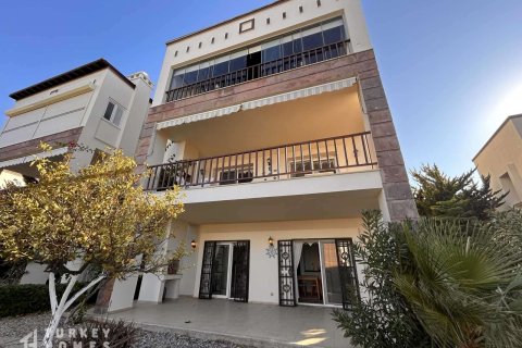 4+1 Wohnung in Gumusluk, Mugla, Türkei Nr. 233210 - 1