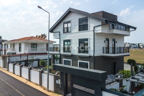 4+1 Villa  i Serik, Antalya, Tyrkiet Nr. 77774 - 1