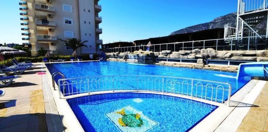 2+1 Apartment  in Mahmutlar, Antalya, Turkey No. 225375
