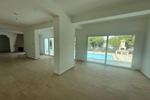 Продажа виллы  в Озанкое, Гирне, Северный Кипр 4+1, 220м2, №214260 – фото 11