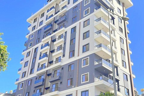 2+0 Leilighet  i Mahmutlar, Antalya, Tyrkia Nr. 224990