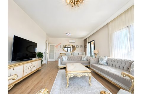 Продажа квартиры  в Бююкчекмедже, Стамбуле, Турция 4+1, 214м2, №224555 – фото 16