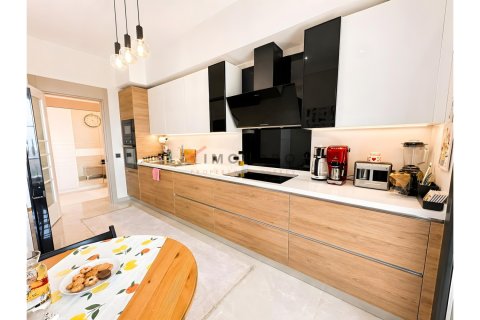Продажа квартиры  в Бююкчекмедже, Стамбуле, Турция 4+1, 214м2, №224555 – фото 12