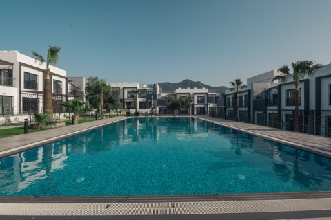 Продажа квартиры  в Гирне, Северный Кипр 2+1, 65м2, №211801 – фото 1