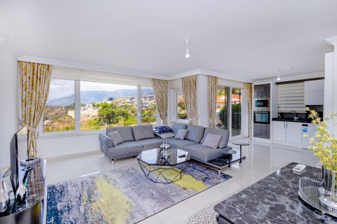 2+1 Apartment in Alanya, Antalya, Turkey No. 218282