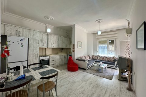 2+1 Apartment in Oba, Antalya, Turkey No. 218281