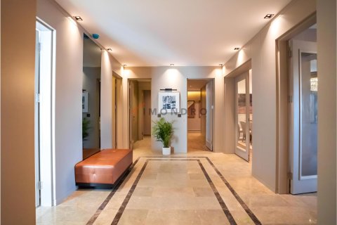 Villa for sale  in Bueyuekcekmece, Istanbul, Turkey, 6 bedrooms, 398m2, No. 221421 – photo 14