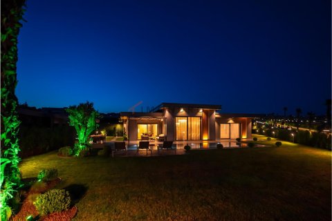 Villa for sale  in Bueyuekcekmece, Istanbul, Turkey, 10 bedrooms, 753m2, No. 221423 – photo 5