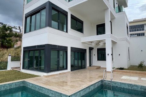 Продажа виллы  в Каргыджаке, Аланье, Анталье, Турция 3+1, 310.0м2, №213705 – фото 1