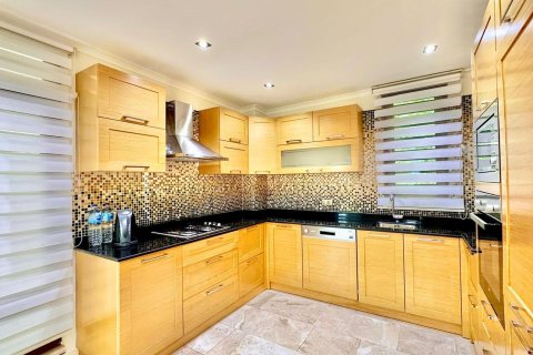 Продажа виллы  в Каргыджаке, Аланье, Анталье, Турция 3+1, 220.0м2, №213704 – фото 28