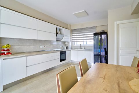 4+1 Villa  in Catalkoy, Girne,  Nr. 214486 - 16