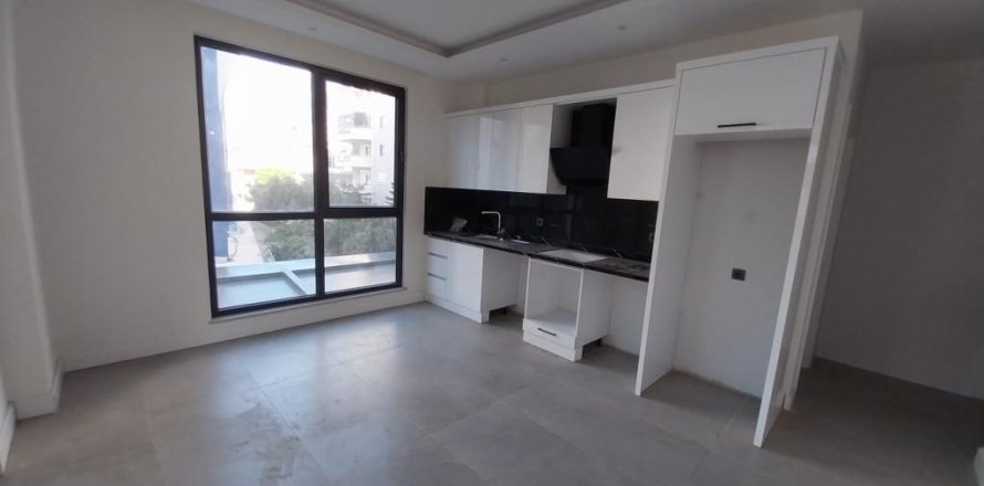 Lejlighed  i Mahmutlar, Antalya, Tyrkiet Nr. 211846