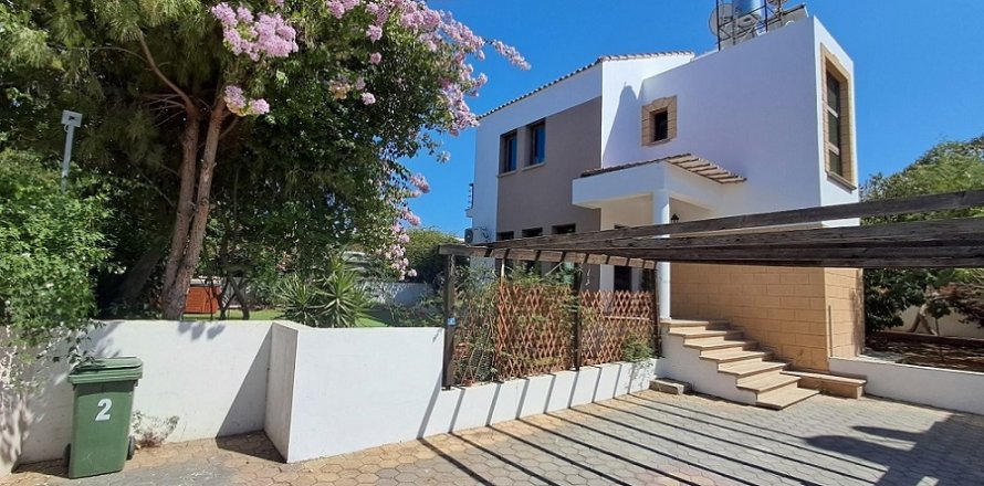 3+1 Villa i Girne, Nr. 211840