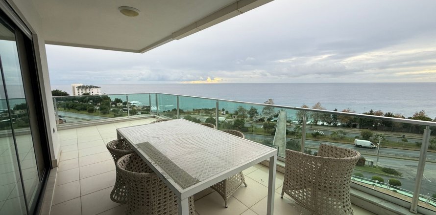 3+1 Apartment  in Alanya, Antalya, Turkey No. 220047