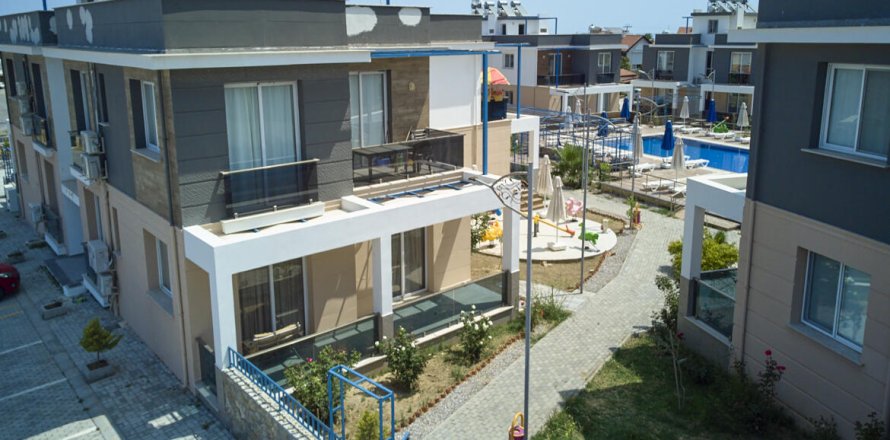 2+1 Apartment in Karsiyaka, Girne, Northern Cyprus No. 220045