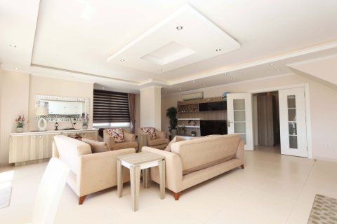 4+1 Leilighet  i Alanya, Antalya, Tyrkia Nr. 220046 - 2