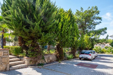 4+1 Villa  i Incekum, Antalya, Turkiet Nr. 219422 - 24