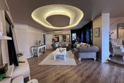 4+1 Apartment  in Antalya, Turkey No. 216326