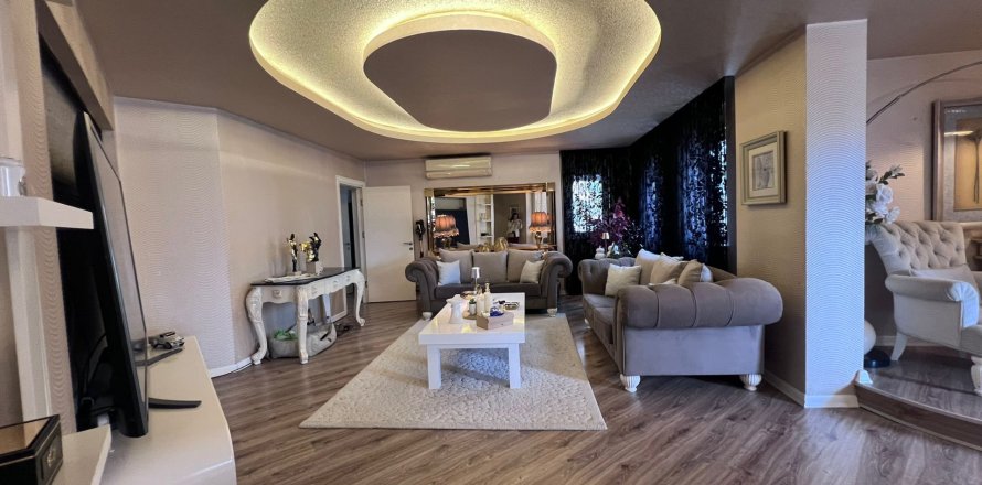 4+1 Apartment in Antalya, Turkey No. 216326