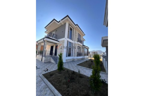 Продажа виллы  в Дёшемеалты, Анталье, Турция 4+1, 250м2, №216330 – фото 2