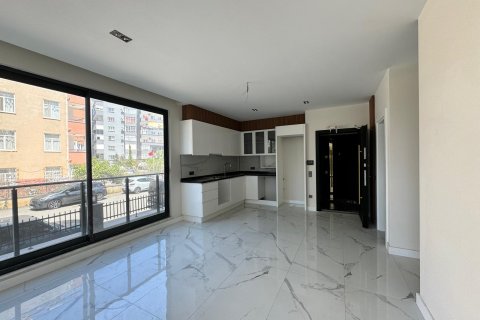 آپارتمان در  Oba ، ترکیه 2 خوابه ، 70 متر مربع.  شماره 221810 - 2