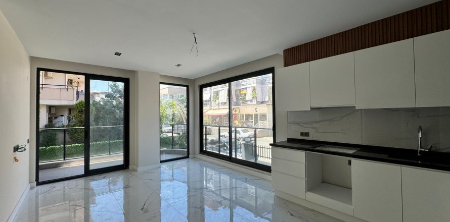 آپارتمان در  Oba ، ترکیه 2 خوابه ، 70 متر مربع.  شماره 221810