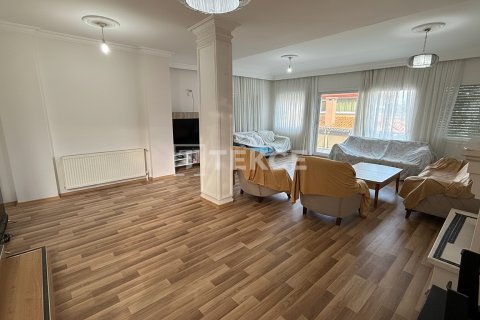 4+1 Villa  i Izmir, Tyrkiet Nr. 215395 - 23